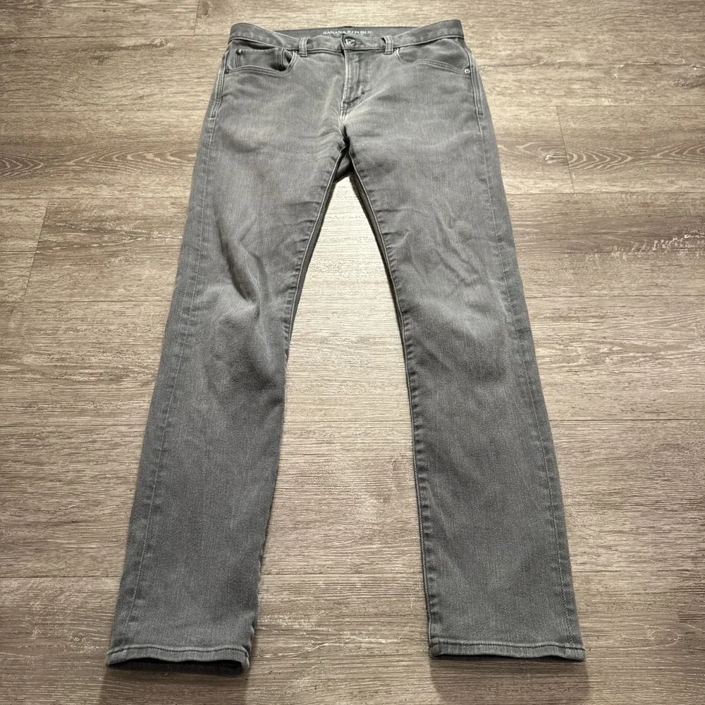 Banana Republic Jeans Mens 30 Gray Denim The Traveler Slim 30x31 Cotton Blend‎